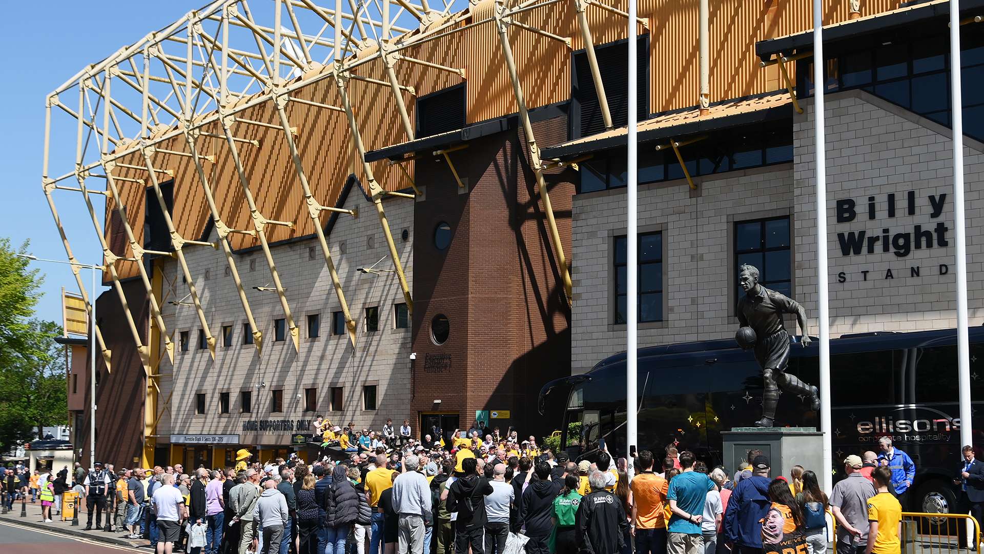 仅暴露了奇 仅暴露了奇