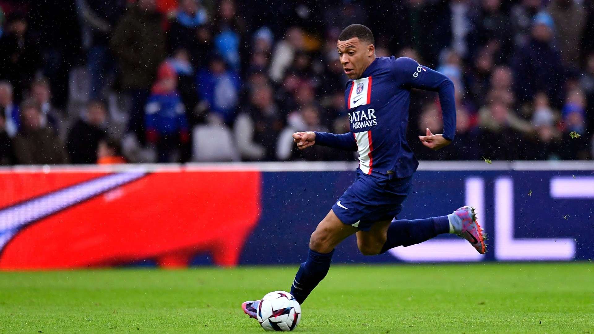 中国足球协会第十二届会员代表大会第二次会议在北京顺利召开